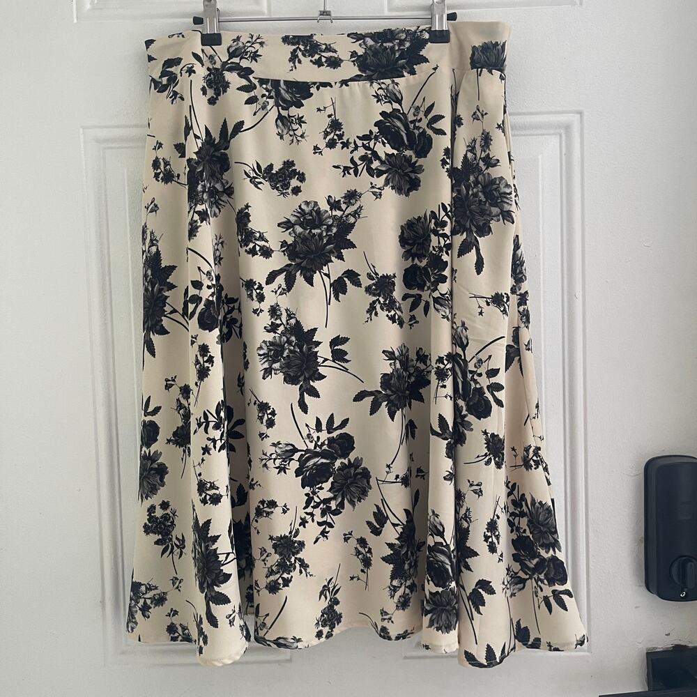 Yincia Black Cream Floral A-Line Midi Skirt Women's XL Pull On Stretch Waist